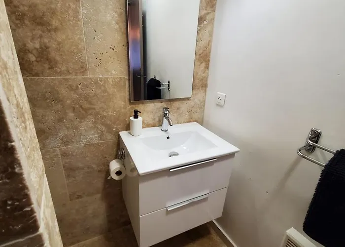 Maclenfa: Au Coeur De L'herault. *